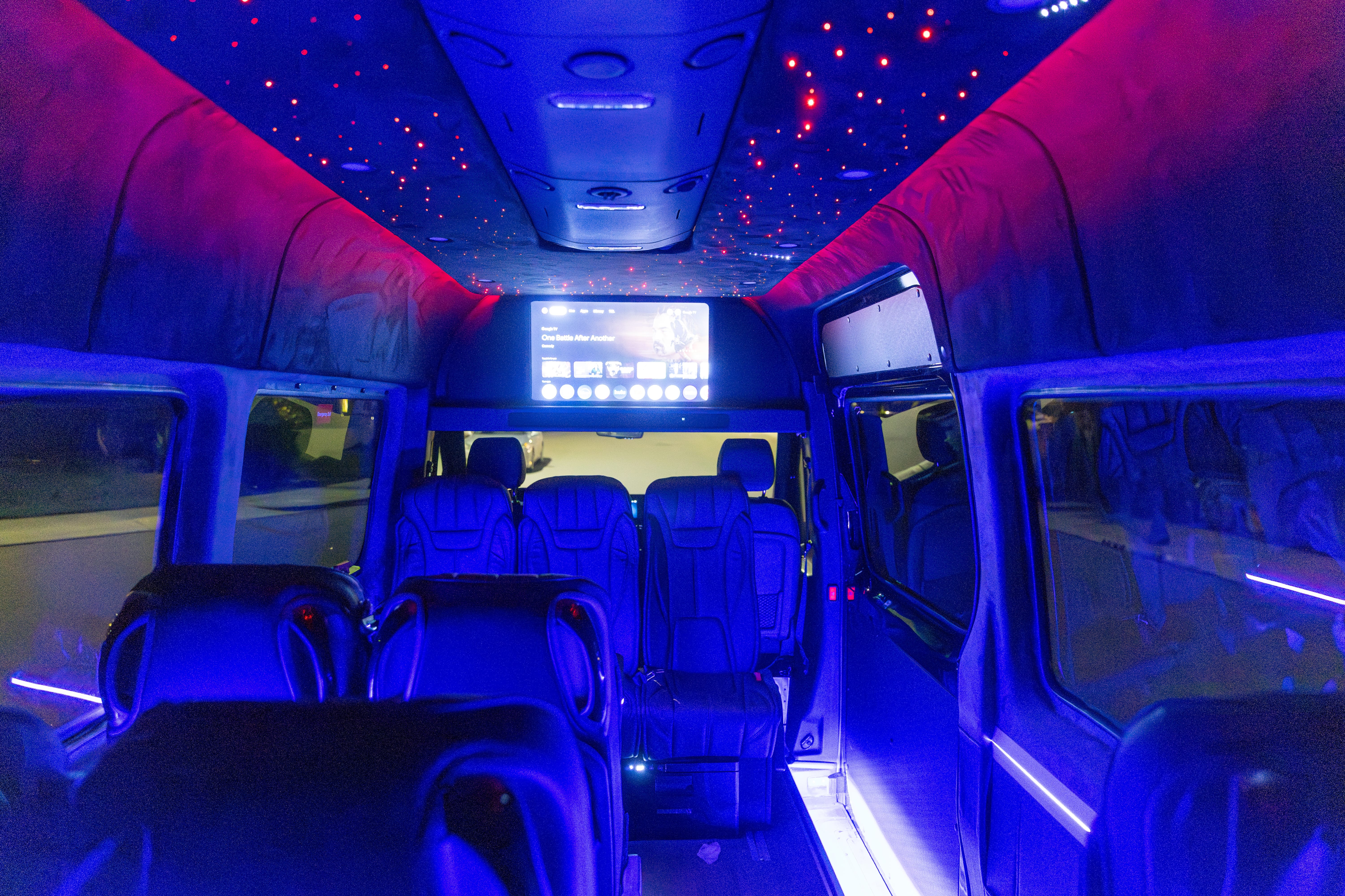 MERCEDEZ-BENZ SPRINTER 2500 14 PASSENGER Image 70